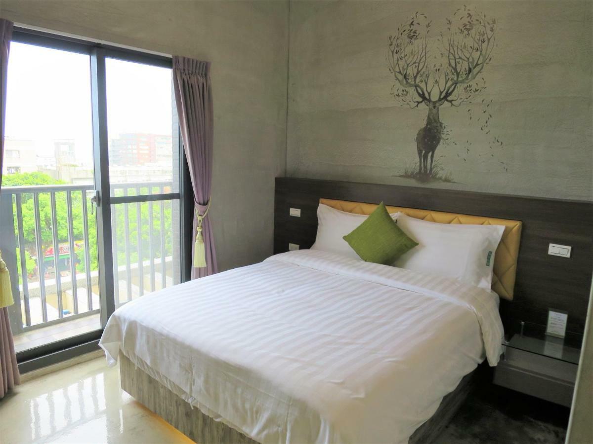 Tree House 民宿證號2316 民宿證號2350 Hualien Buitenkant foto