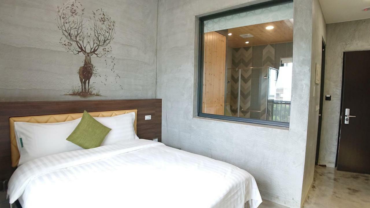 Tree House 民宿證號2316 民宿證號2350 Hualien Buitenkant foto