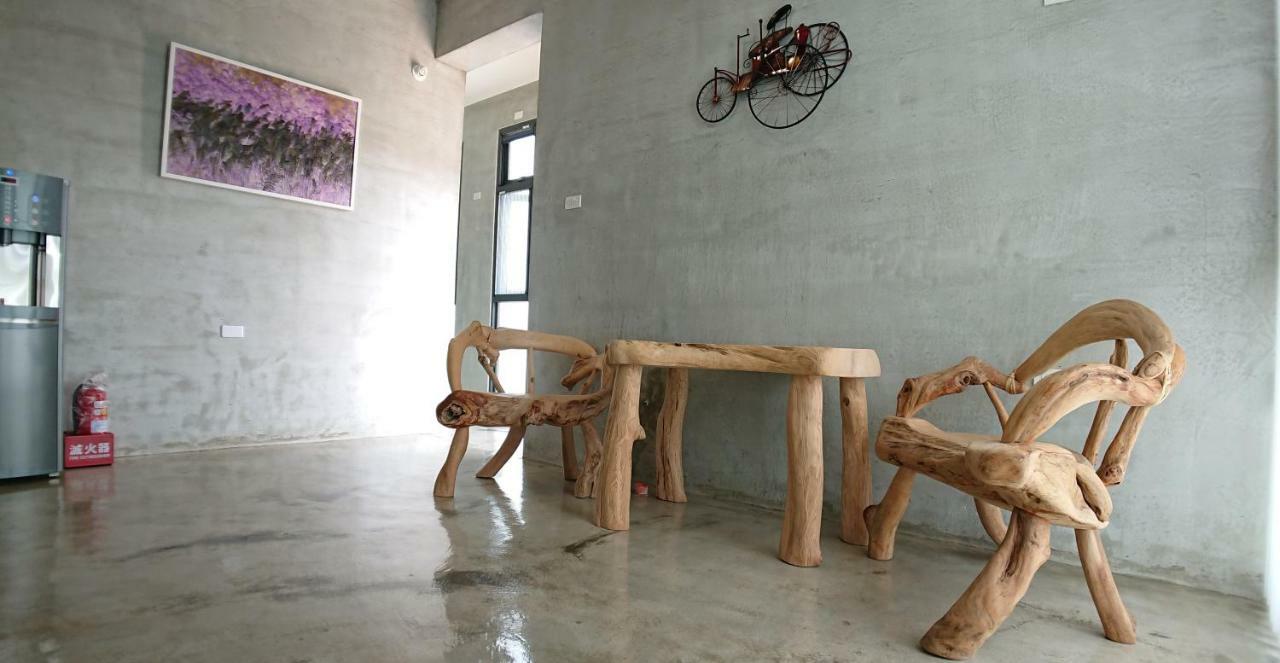 Tree House 民宿證號2316 民宿證號2350 Hualien Buitenkant foto